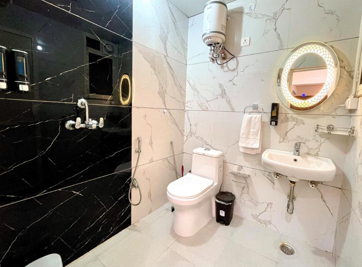 Airport Bliss Apartment+Balcony & Netflix + Prime Jaipur Luaran gambar